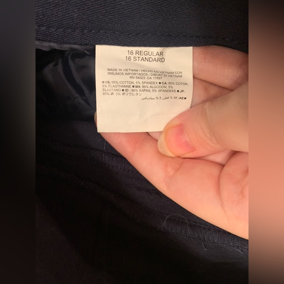 Old Navy - Navy Blue Pixie Pants Size 16R Size 16 - Picture 4 of 5